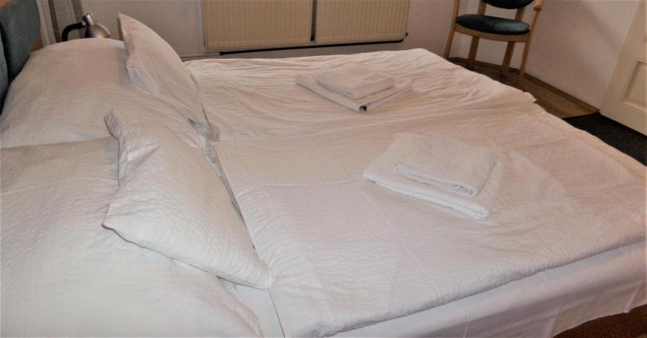 Silent Apartmanhaz Harkány Exteriör bild